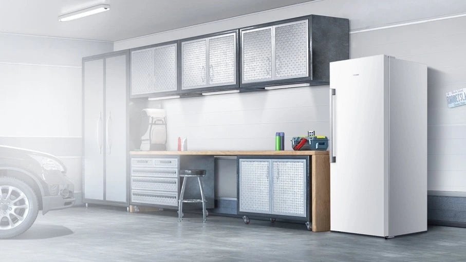 Hisense FV17D6AWD Upright Freezer, 33" Width, 17.0 cu. ft. Capacity, Frost Free, White colour