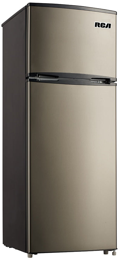 RCA Refrigerator with Manual Defrost, Adjustable Thermostat & Reversible Door (RFR725)