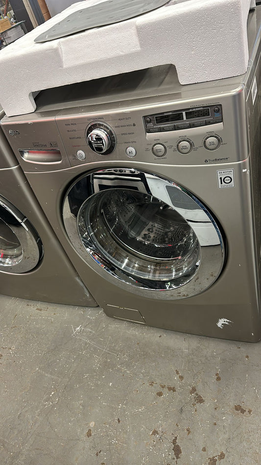 4.3 cu.ft. Extra Large Capacity Front Load Washer with ColdWash™ Technology (WM2350HSC)