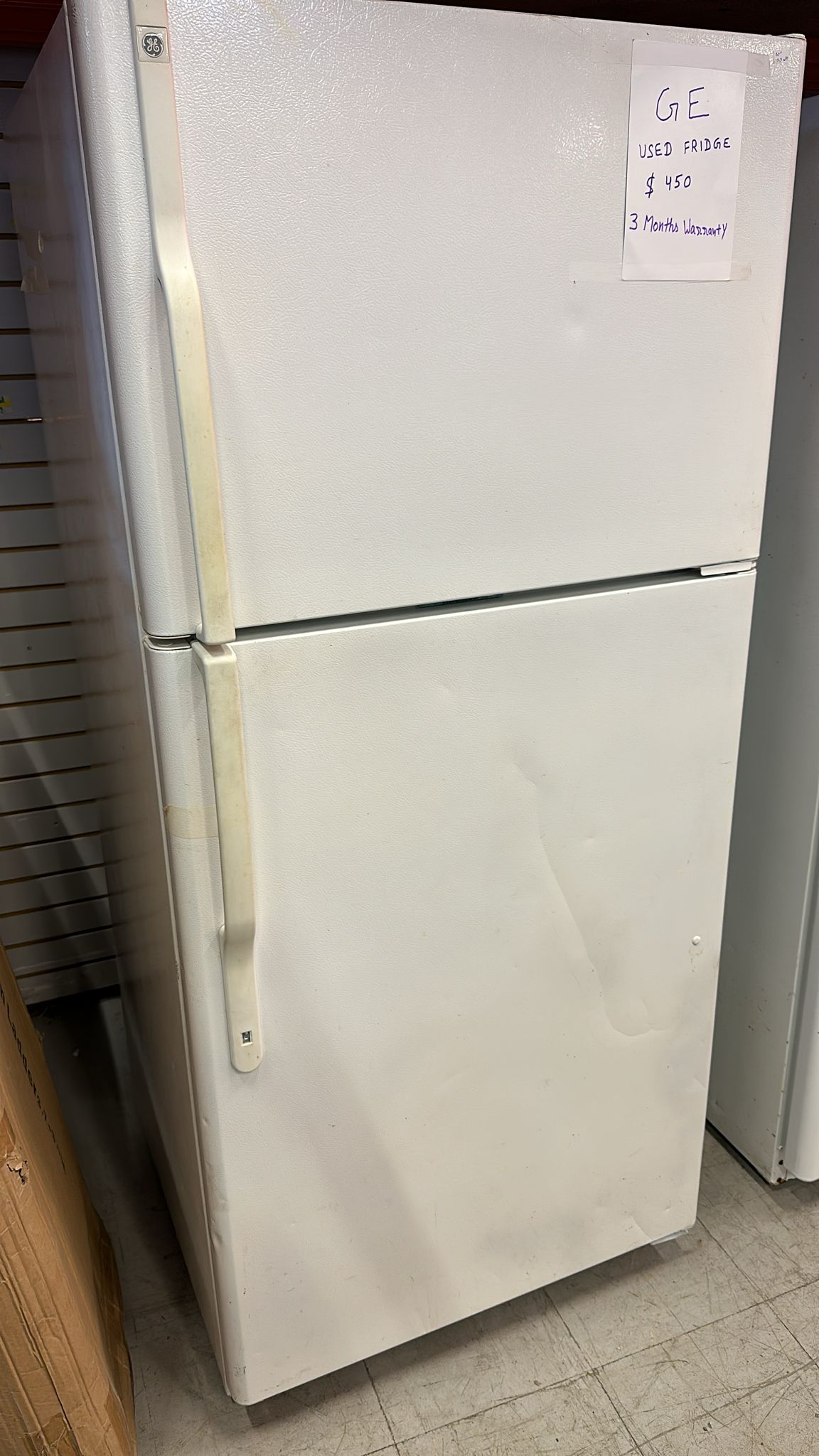 30" GE® 18.0 Cu. Ft. Top-Freezer Refrigerator (GTS18IBRDRWW/GTS18IBRWW)