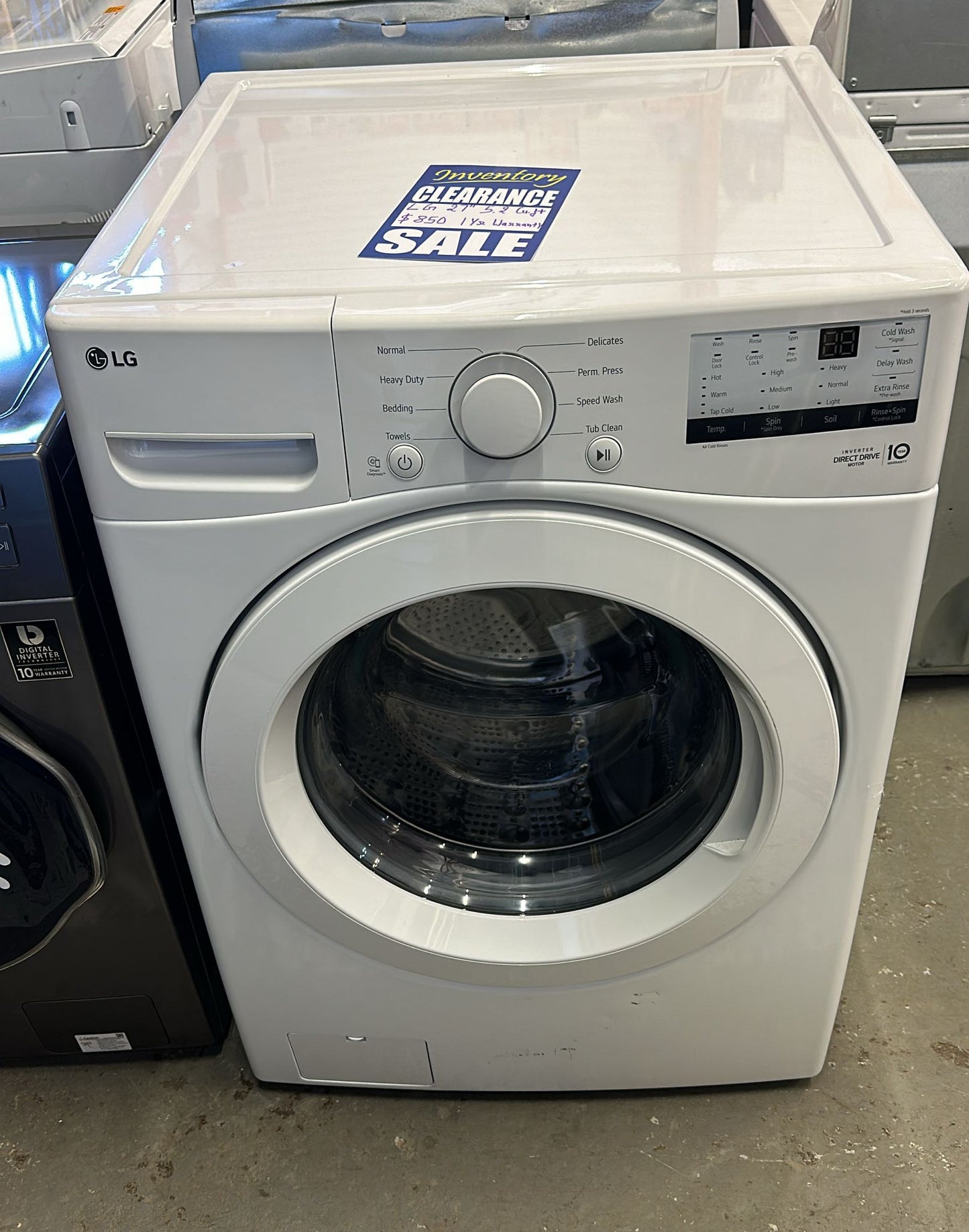 LG 5.2 cu. ft. Ultra Large Front Load Washer (WM3400CW)